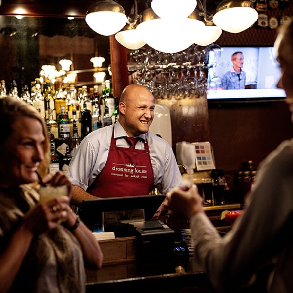 Bar billeder hjortborg tausen